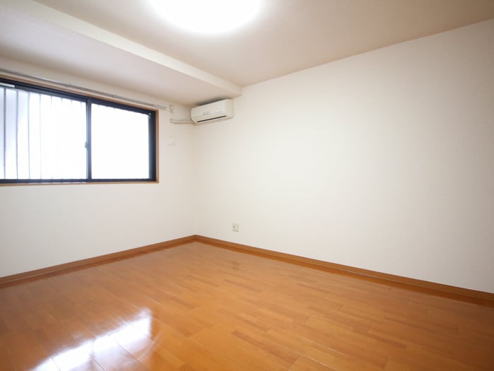 居室 プリミエ－ル八幡