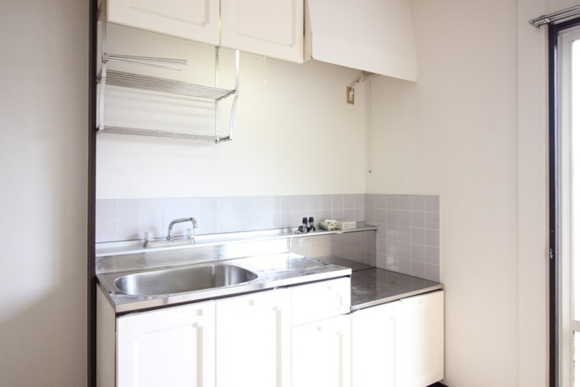 キッチン サンライフ春香B