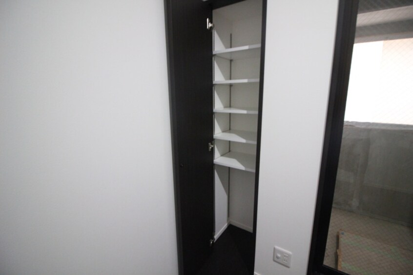 収納 ＲＩＮＡＳＣＥＲＥ