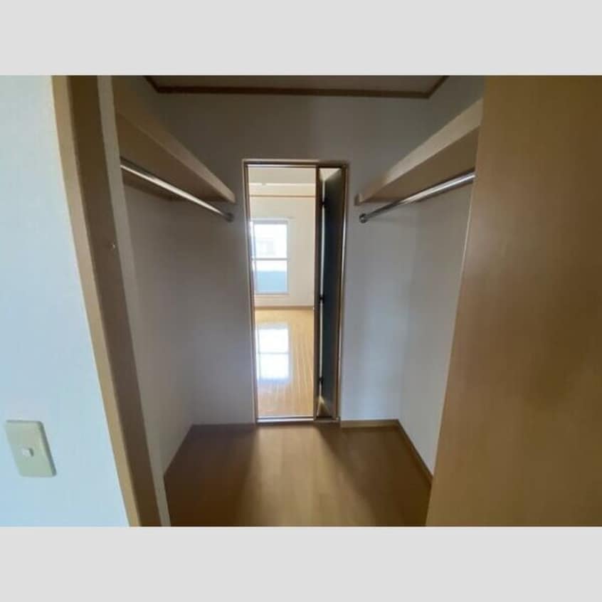 収納 APERIRE　A棟