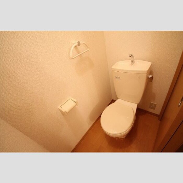 トイレ APERIRE　B棟