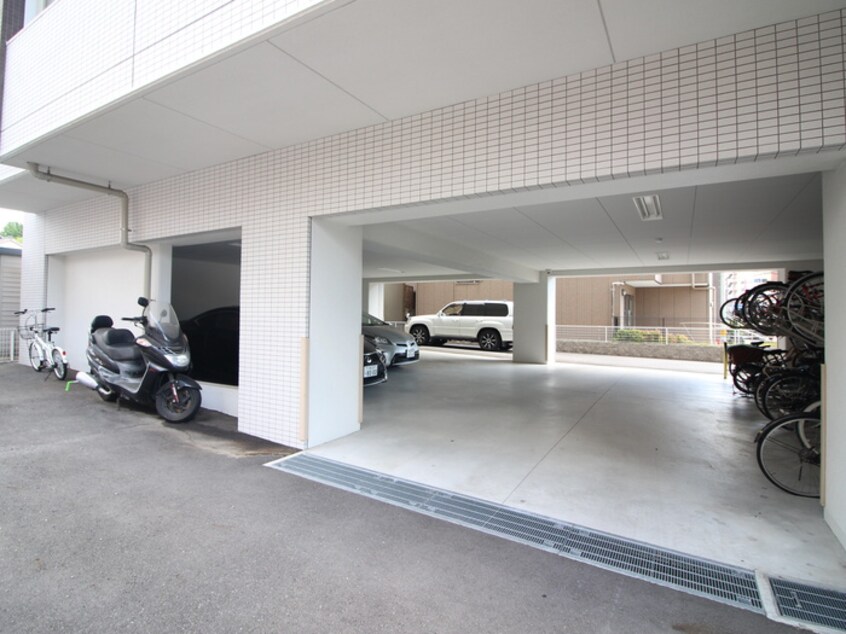 駐車場 BERG大須