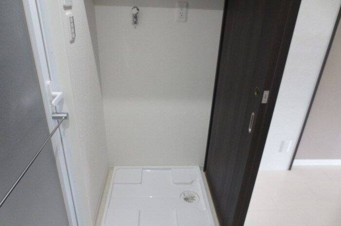 洗濯機置場 ファミール熱田