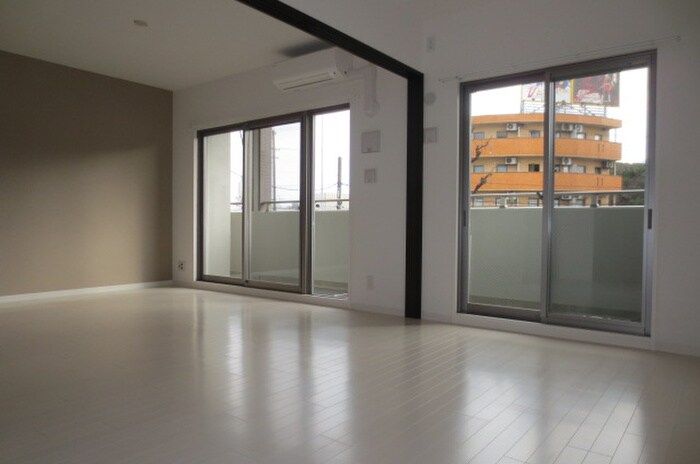 室内からの展望 ファミール熱田