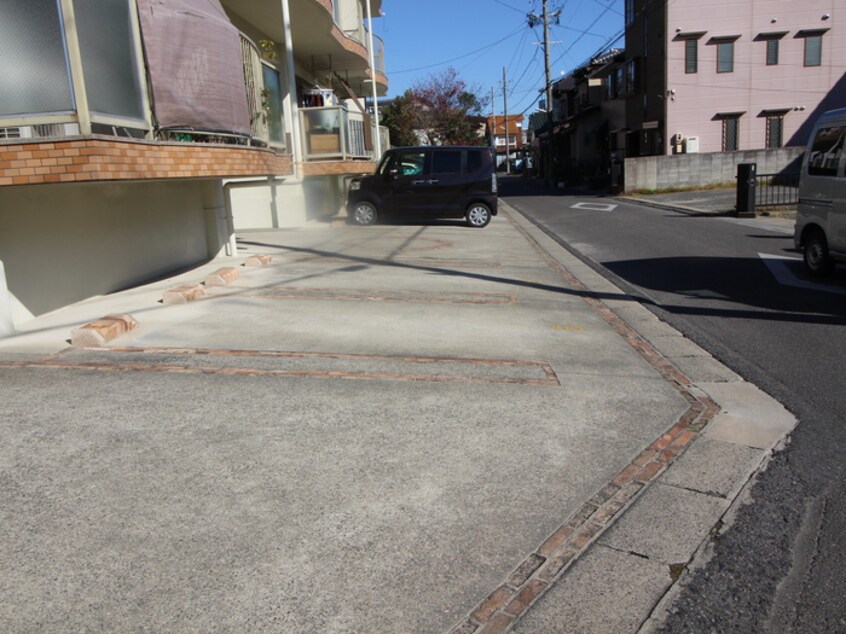 駐車場 城ケ根ハイツ