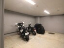 バイク置き場 ﾌﾟﾚｻﾝｽ丸の内ﾘﾗﾃｨ(606)