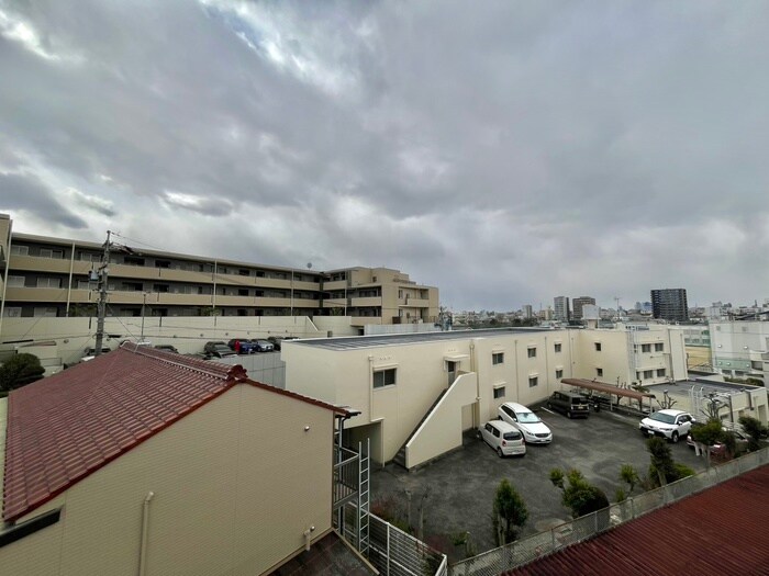 室内からの展望 平和第二マンション