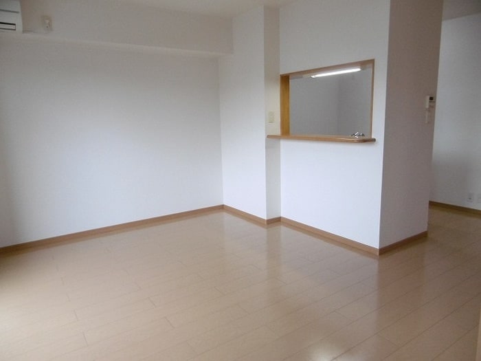 居室 カトルセゾンＡ