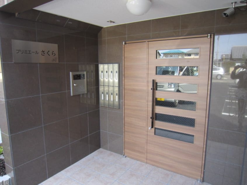 エントランス部分 プリミエールさくら
