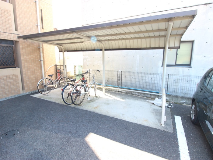 駐輪場 プリミエールさくら