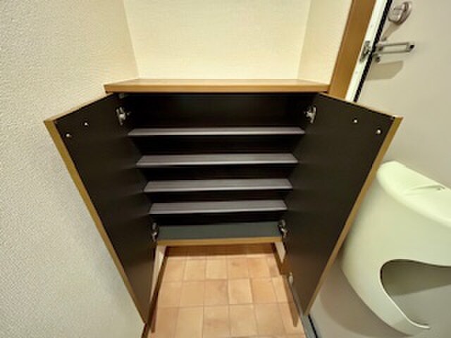 靴箱 プレストンズ