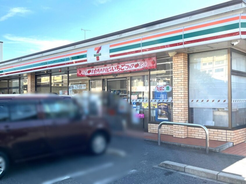 セブンイレブン名古屋丸新町店(コンビニ)まで390m リアライズ若鶴