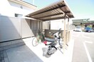 駐輪場 マルベリー