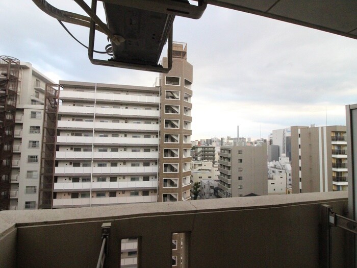 室内からの展望 アマ－レ葵