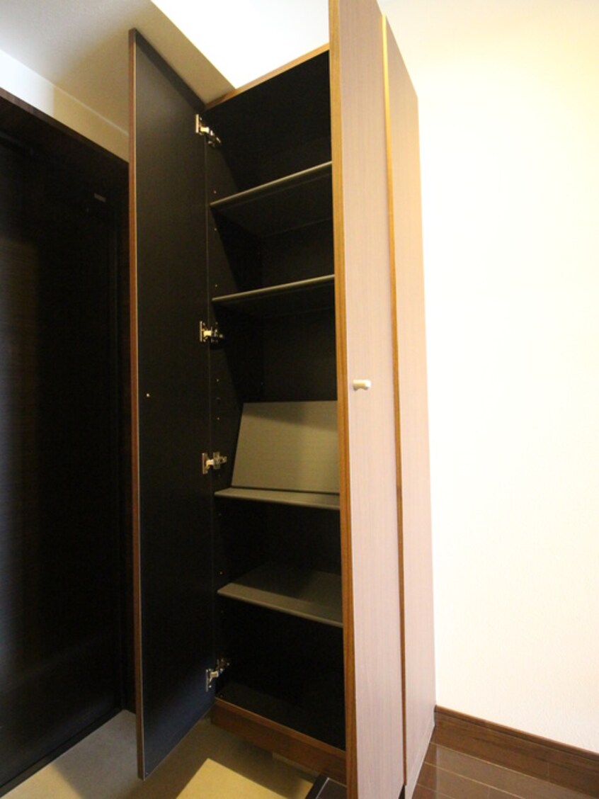 靴箱 ＦＲＥＮＣＩＡ　ＮＯＩＥ名駅