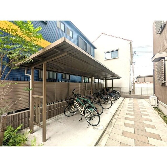 駐輪場 セレーノ古新