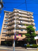 パ－クハイツ名城の外観