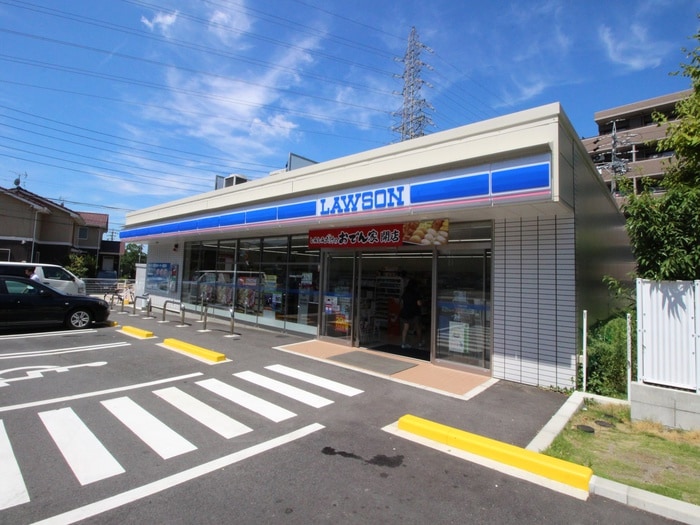 ローソン天白中平店(コンビニ)まで270m フローレスチェリー