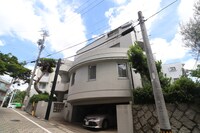 ＨＩＬＬ ＨＯＵＳＥ