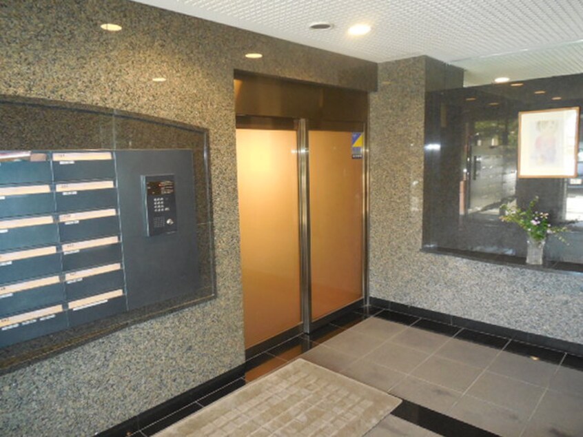 エントランス部分 城木館