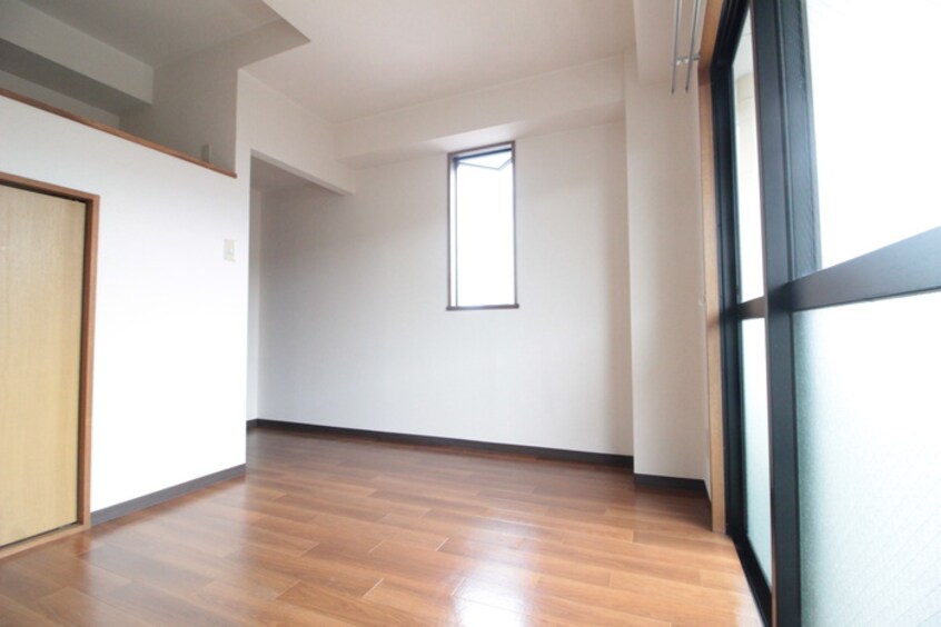 居室 ラフォーレＫ