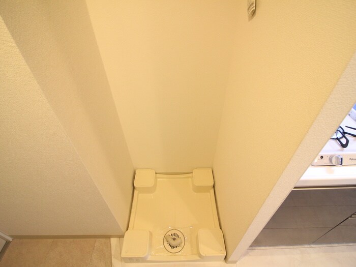 洗濯機置場 ｴｽﾃﾑｺｰﾄ名古屋新栄Ⅲｸﾞﾛｰﾘｨ