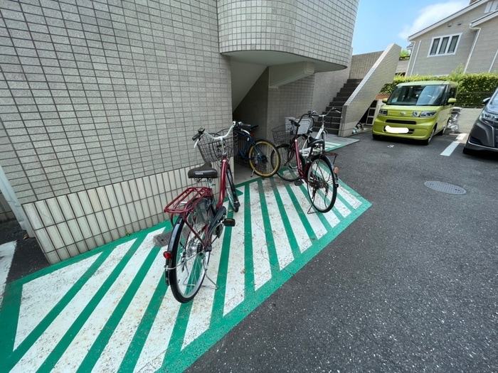 駐輪場 グランヴィア徳川