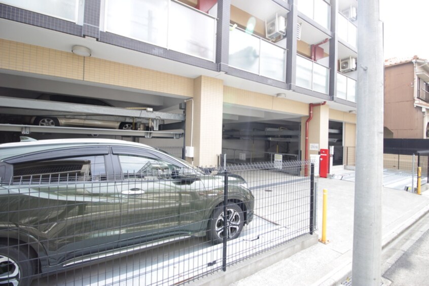 駐車場 meLiV桜山