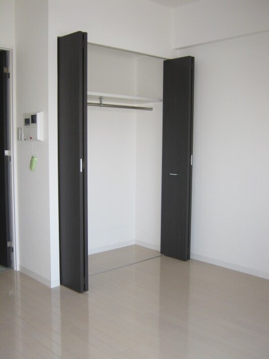 収納 リベ－ル名駅南