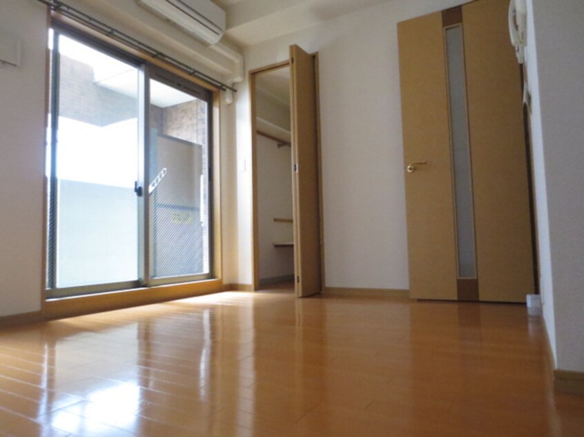 居室 プレサンス桜通アベニュー(1007)