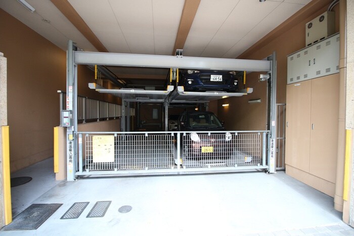 駐車場 プレサンス桜通アベニュー(1007)