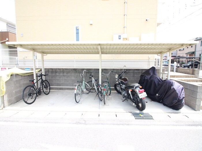 駐輪場 ラ・クレール