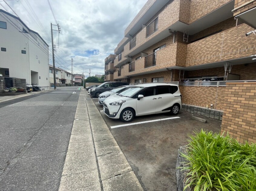 駐車場 グレイスコート原