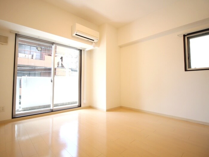 居室 シャルマン新栄