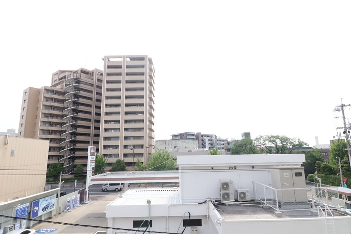 室内からの展望 ハイネス四ツ谷