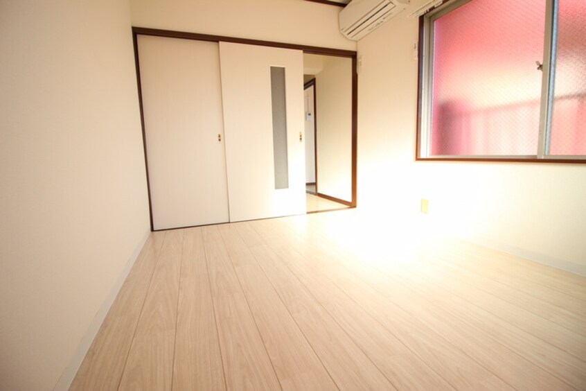 居室 丸協マンション３