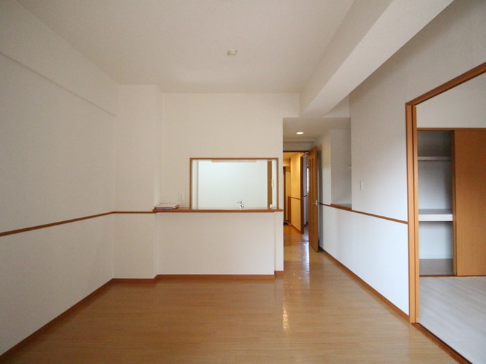 居室 サンシティ名西通