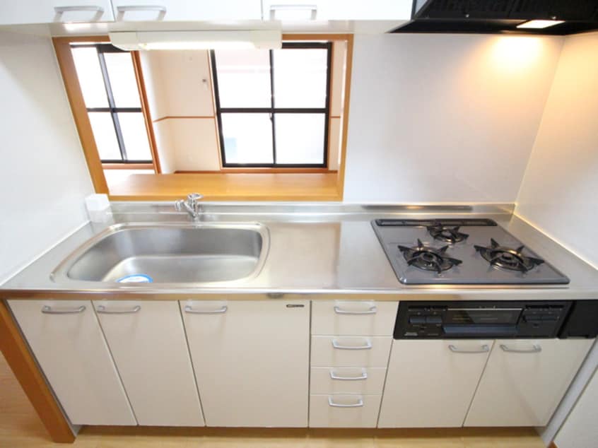 キッチン サンシティ名西通