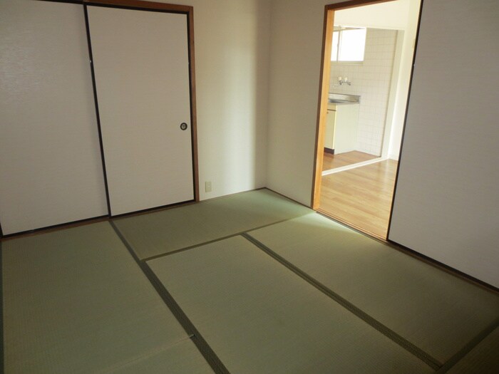 居室 サンシャインハイツ