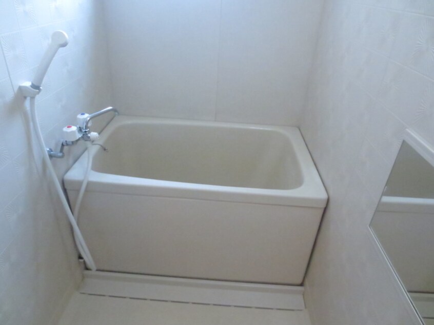 バス／シャワールーム等 サンシャインハイツ