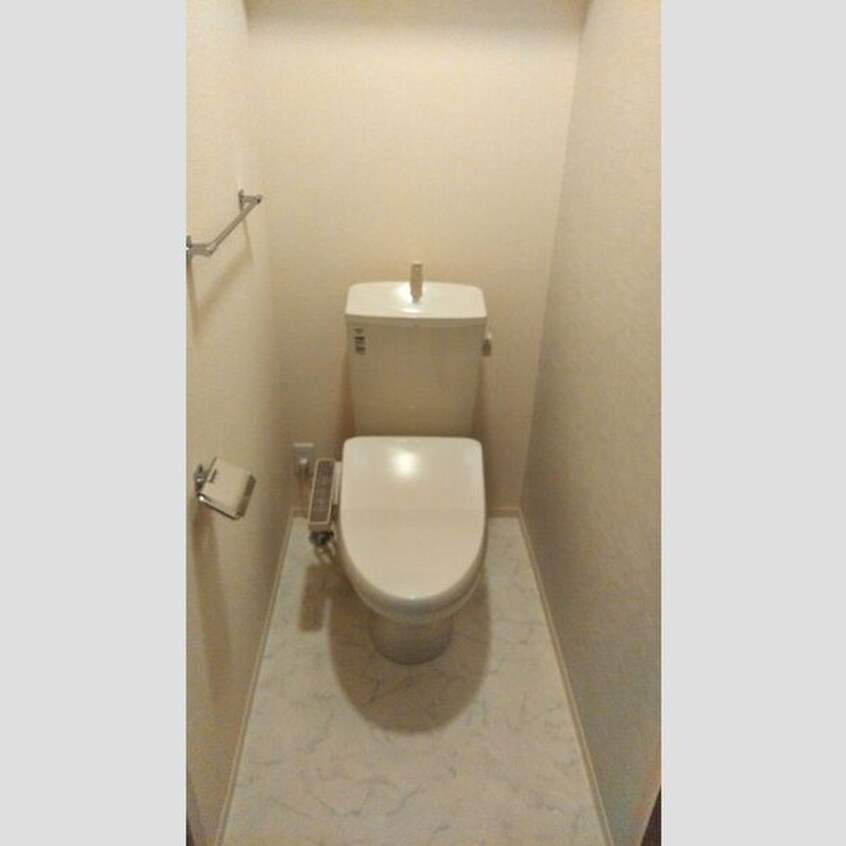 トイレ グレースタウン江南Ｈ