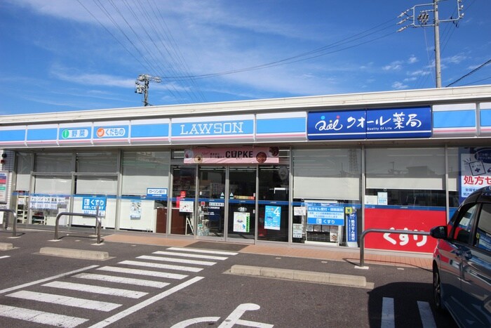 ローソン 江南高屋町店(コンビニ)まで600m グレースタウン江南Ｆ