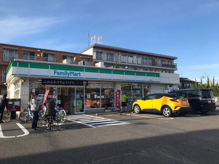 ファミリーマート大野木店(コンビニ)まで150m ソルチ歌里