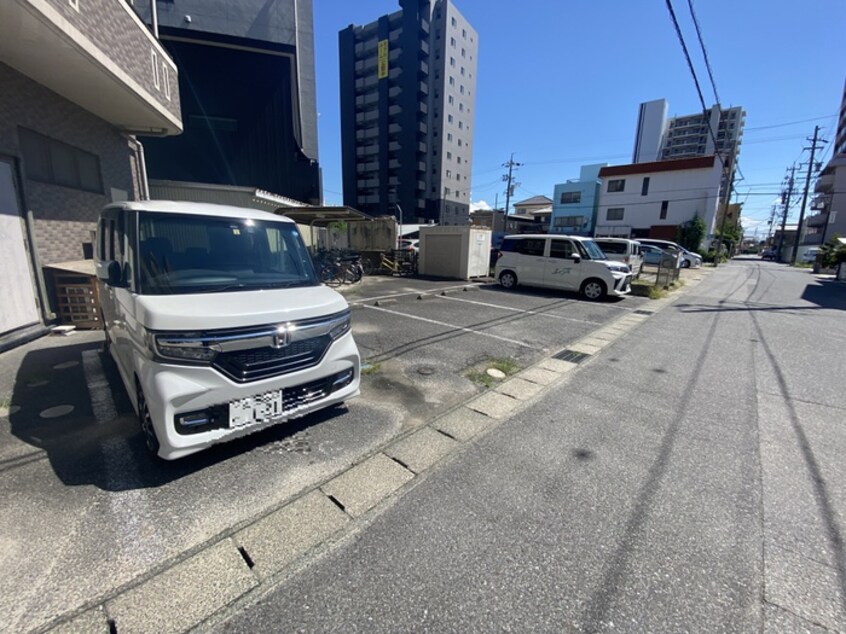 駐車場 ハイライフⅡ