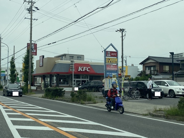 ケンタッキー・フライド・チキン安城店(その他飲食（ファミレスなど）)まで454m ハイライフⅡ