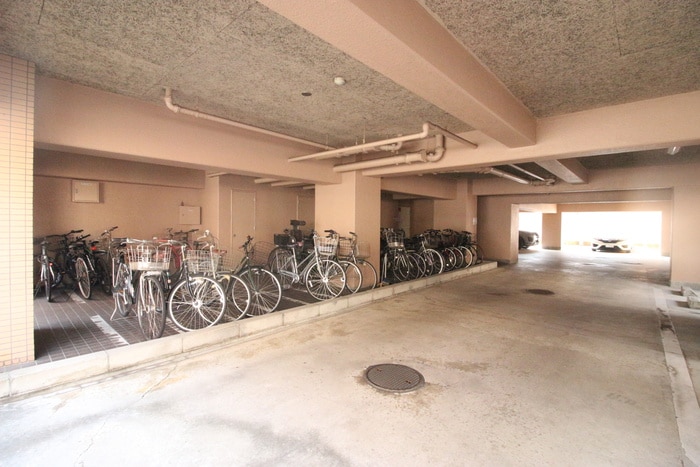 駐輪場 セントボウノ