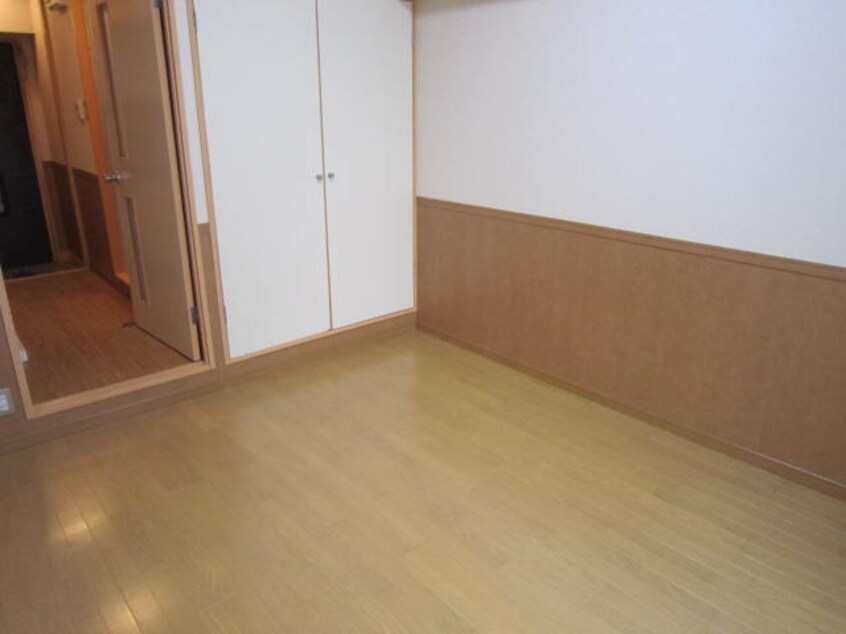 居室 第８スワビル