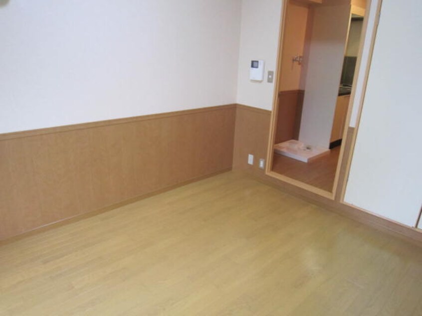 居室 第８スワビル