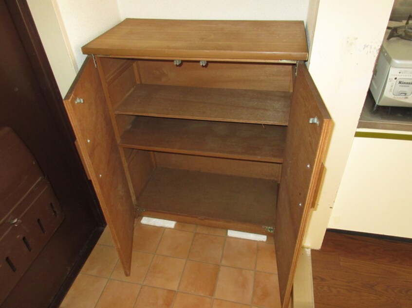 靴箱 千種ハイツ