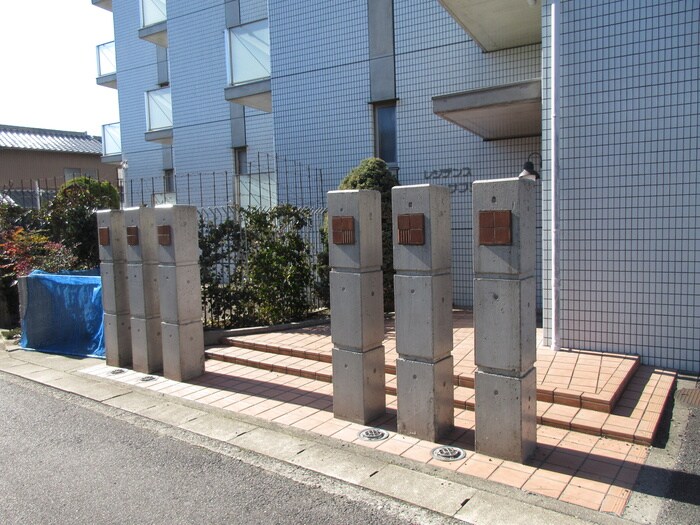 エントランス部分 レジデンス　カサブランカ